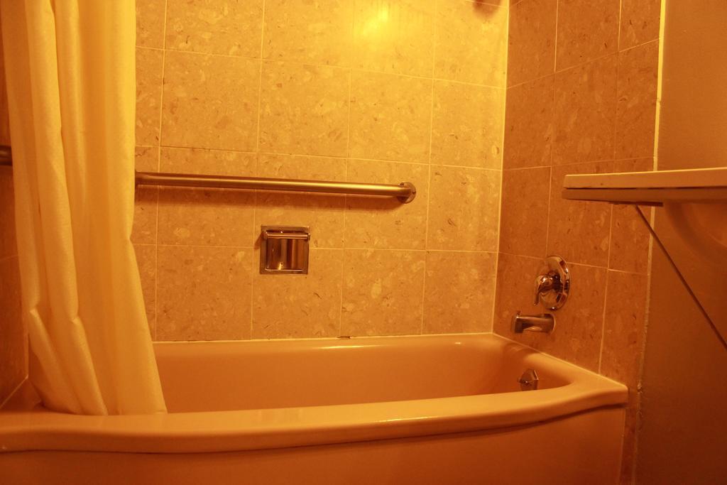 Budget Inn -ワイリーカ エクステリア 写真